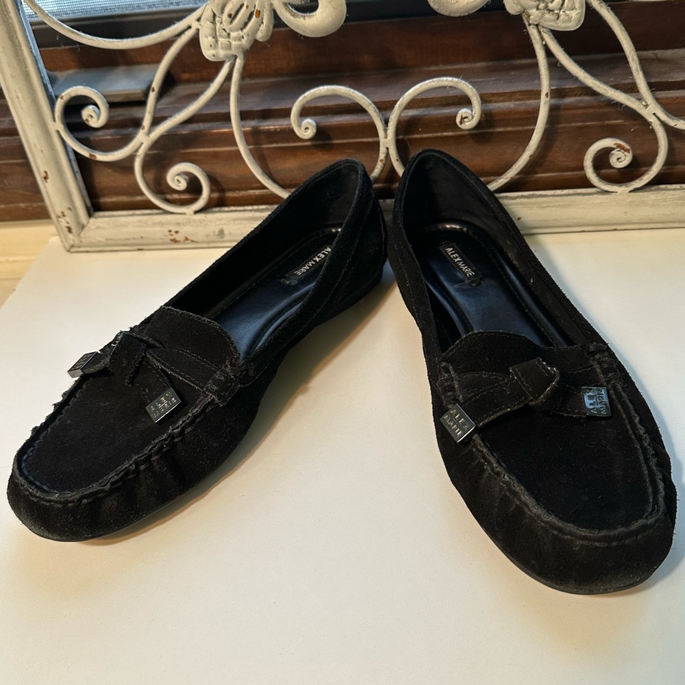 Alex Marie Elegant Black Velvet Loafers - Picture 5 of 11